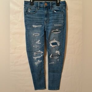 Women’s American Eagle size 2 super stretch Jeans